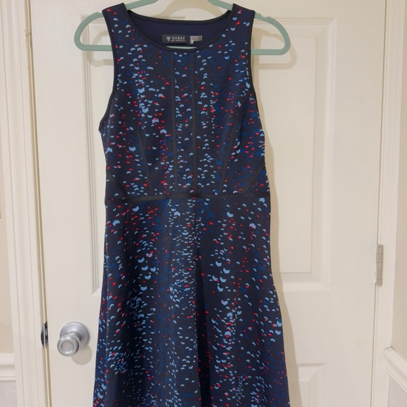 Guess Navy and Red Patterned Midi Dress - Picture 1 of 3